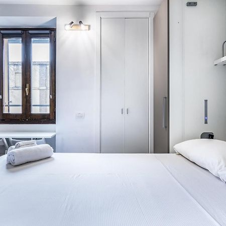 Morimondo Studio Apartment Milano Exteriör bild