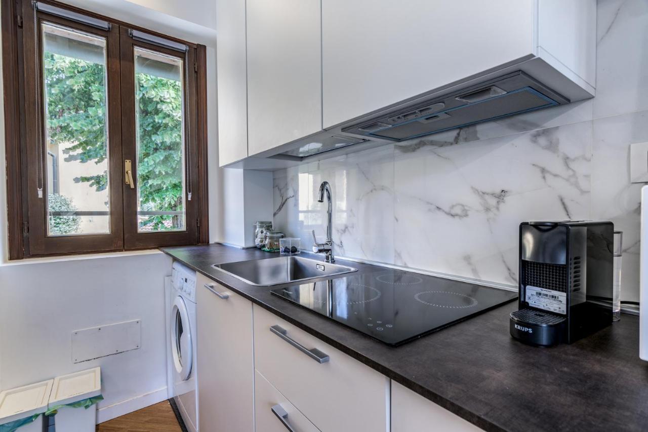 Morimondo Studio Apartment Milano Exteriör bild