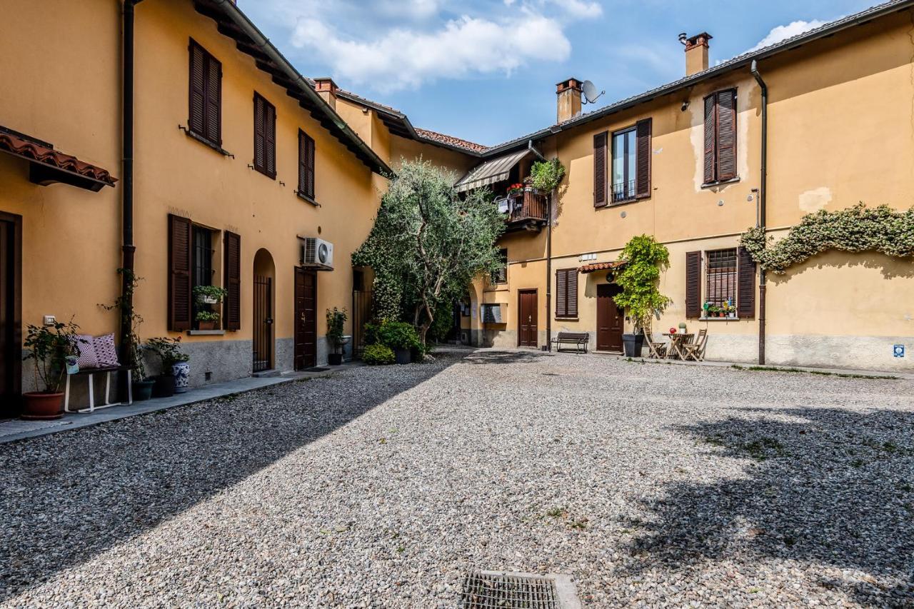 Morimondo Studio Apartment Milano Exteriör bild
