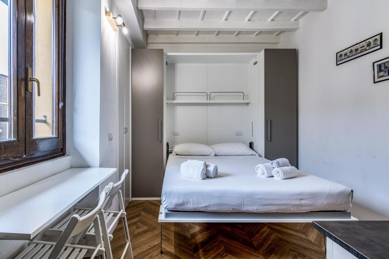 Morimondo Studio Apartment Milano Exteriör bild